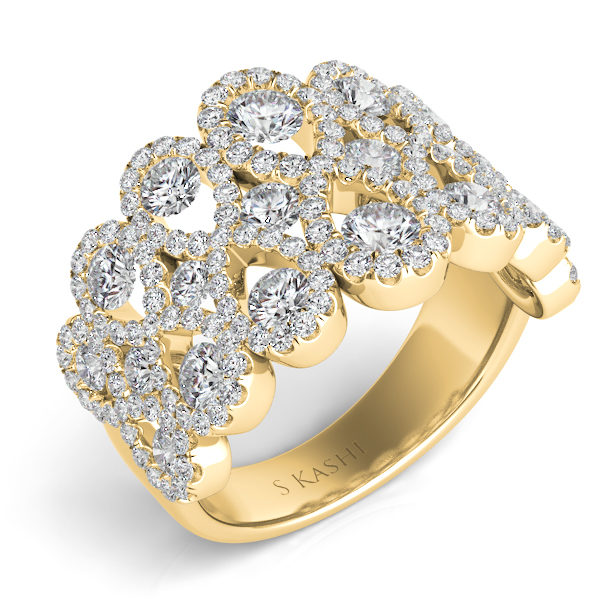 Elegant Yellow Gold Diamond Fashion Ring