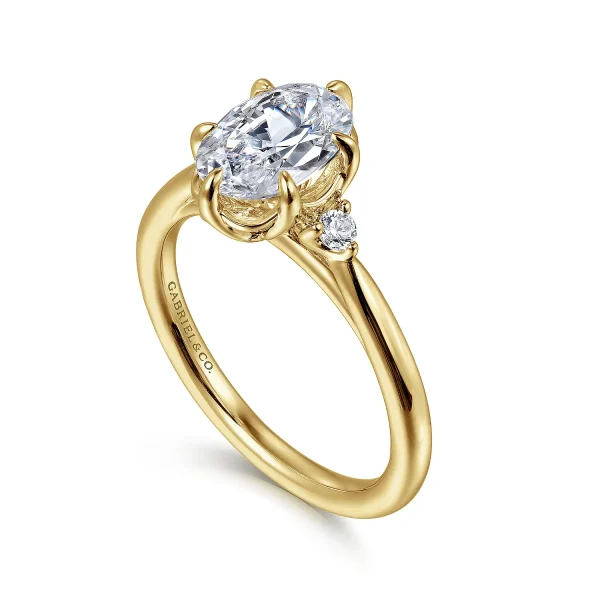 Yellow Gold Oval Three Stone Diamond Engagement Ring - Image 2